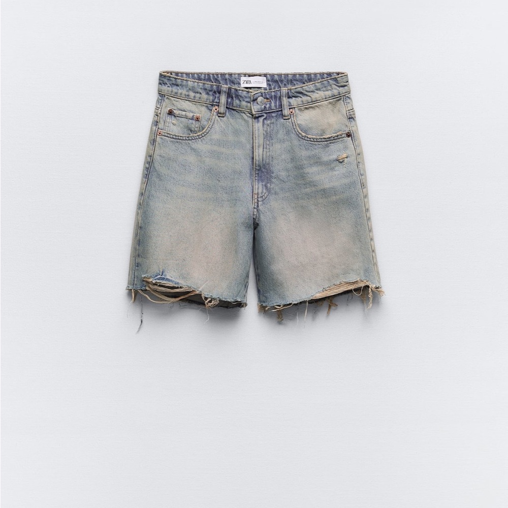 ZARA TRF LOOSE FIT DENIM SHORTS SIZE US4